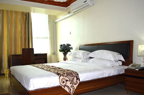 Mt. Zion Hotel Annex คัมพาลา ภายนอก รูปภาพ