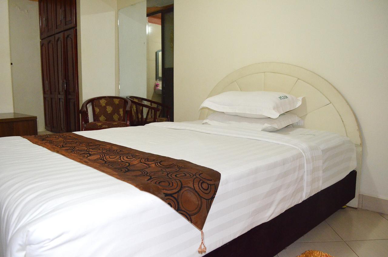 Mt. Zion Hotel Annex คัมพาลา ภายนอก รูปภาพ