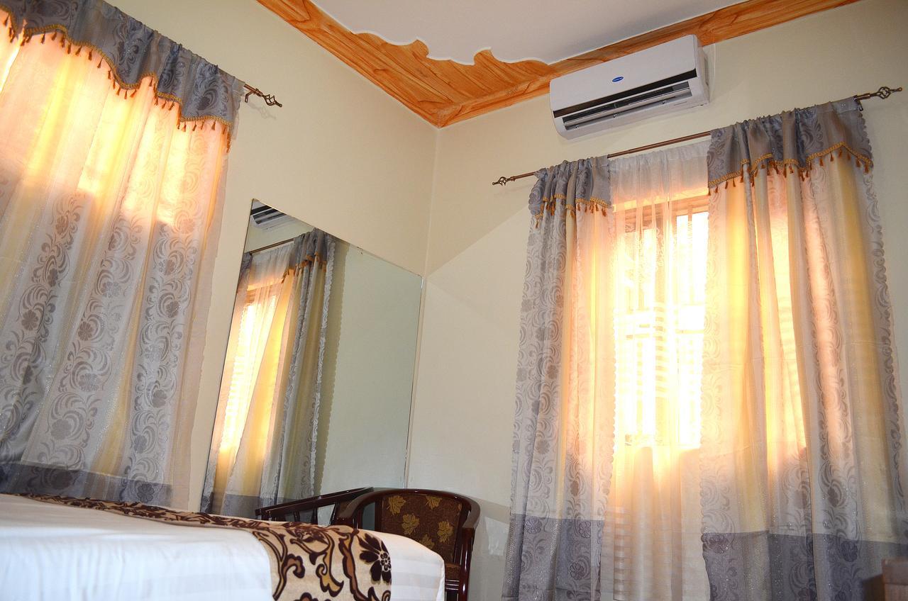 Mt. Zion Hotel Annex คัมพาลา ภายนอก รูปภาพ